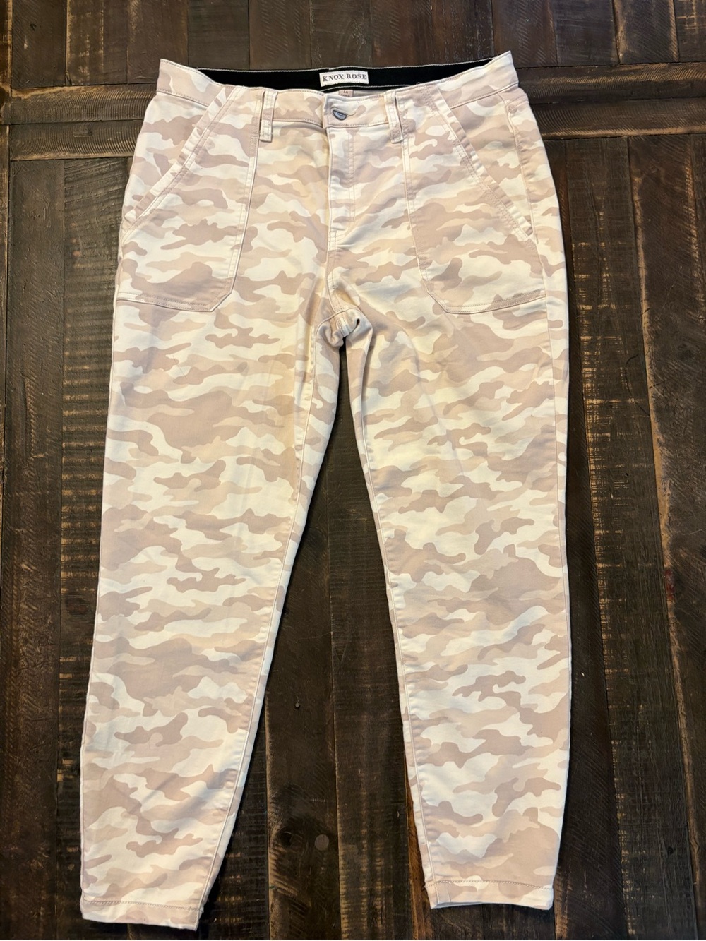 Knox Rose Women’s Light Tan & Beige Camouflage Skinny Pants Elastic Button Waist
